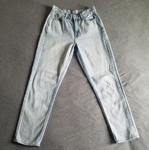American Eagle Faded Light Wash Mom Jeans